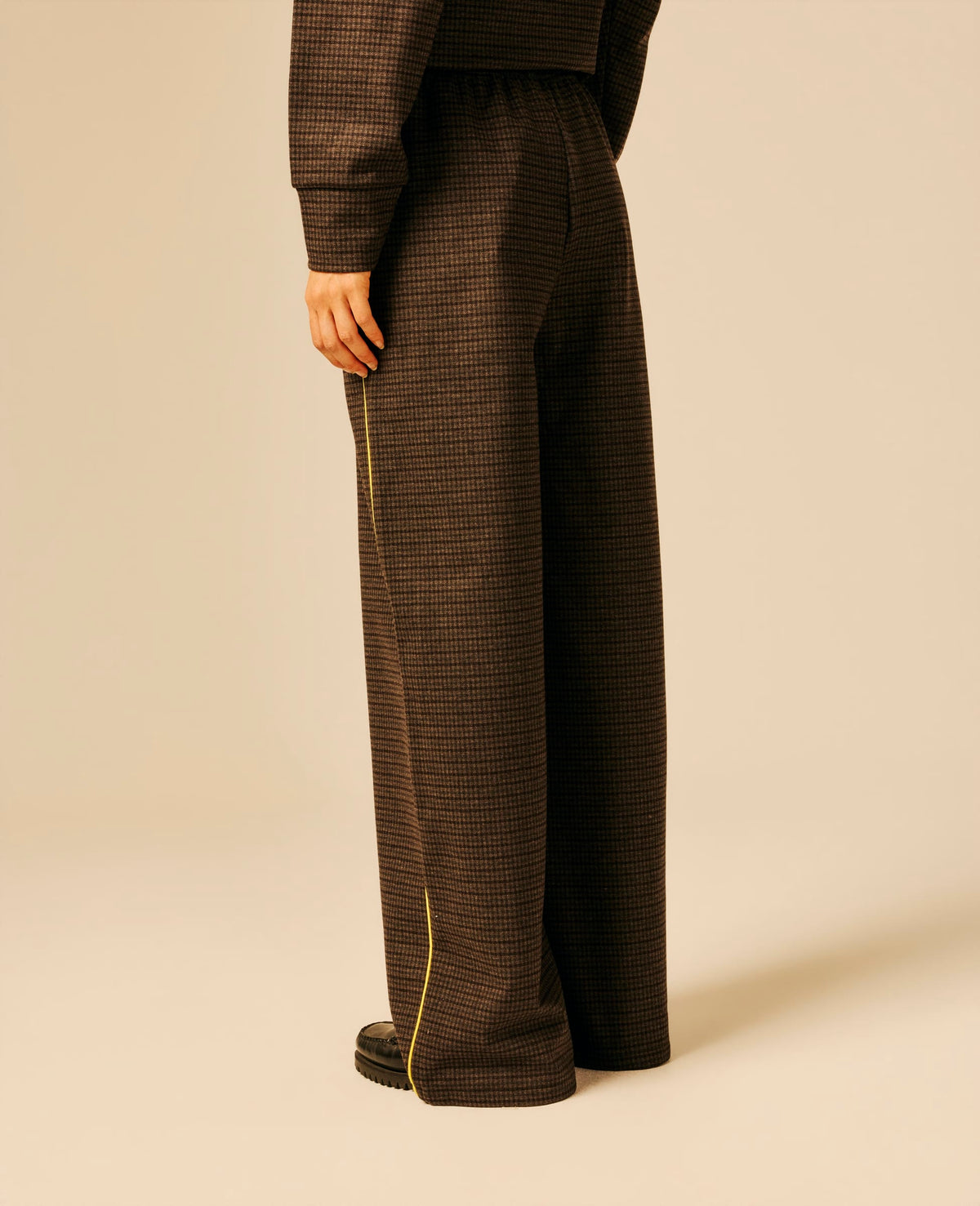 Pantalon femme chocolat - Vladis | Sun Valley, vue 2