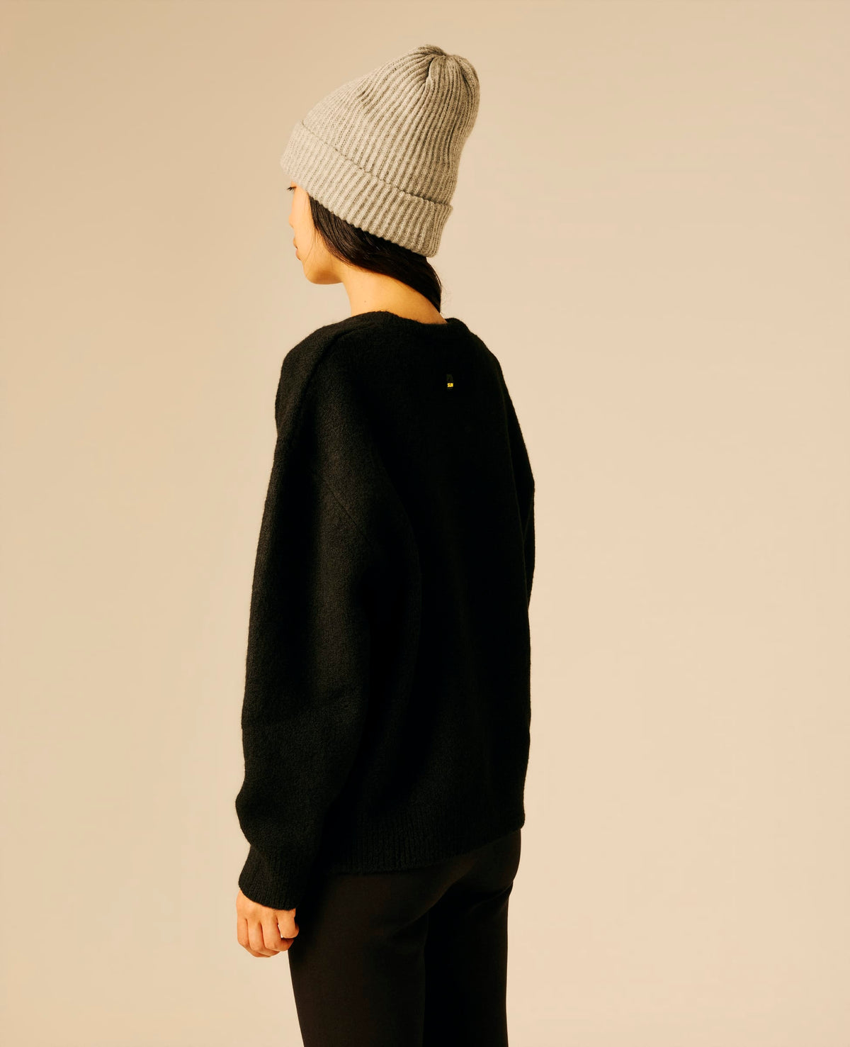 Pull femme noir - Ulvir | Sun Valley, vue 2