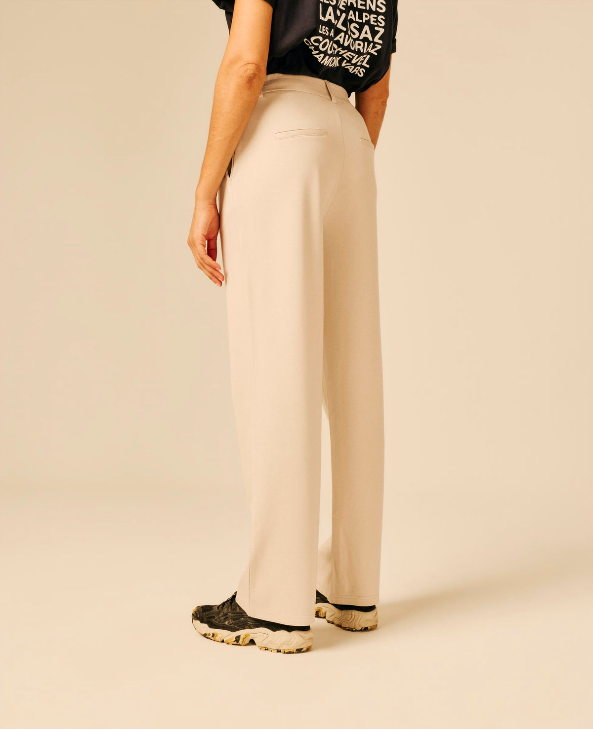 Pantalon femme beige clair - Victom | Sun Valley, vue 2