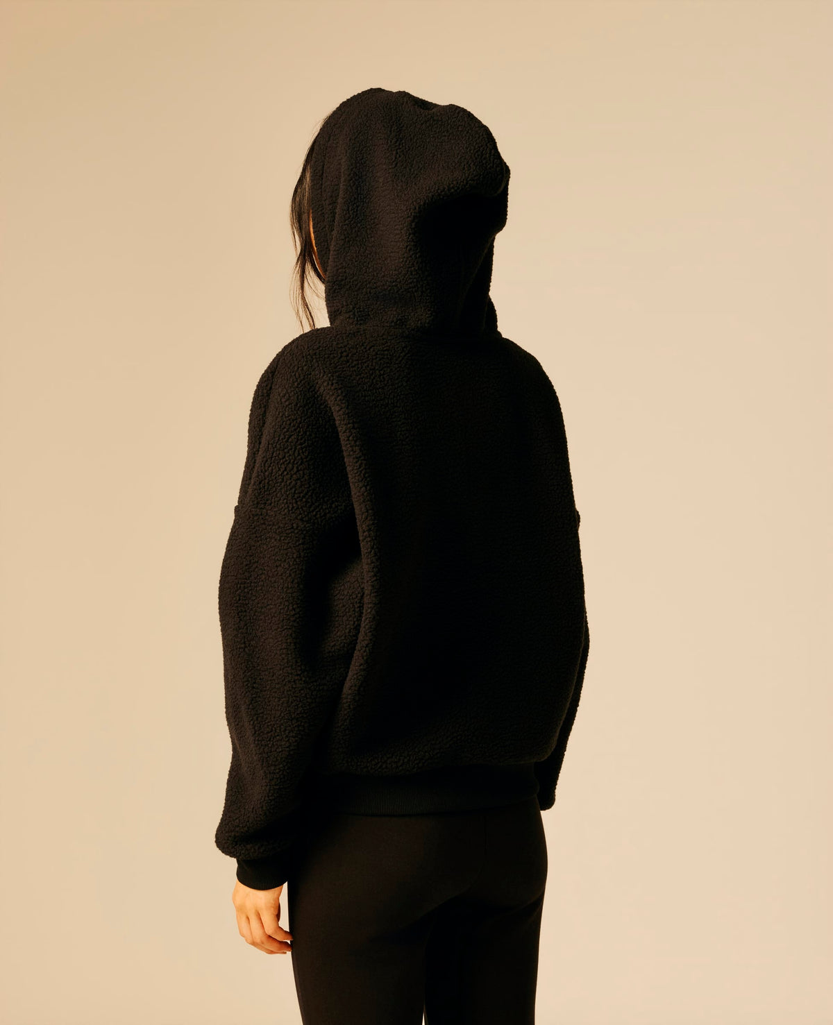 Sweat capuche femme noir - Deltry | Sun Valley, vue 2