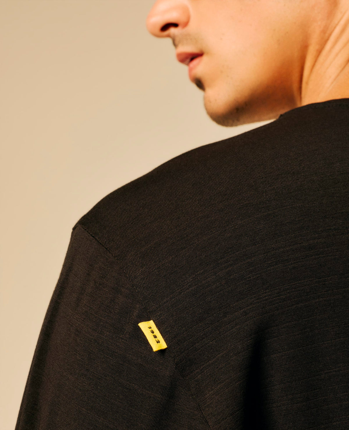 T-shirt homme noir - Chiampo | Sun Valley, vue 5